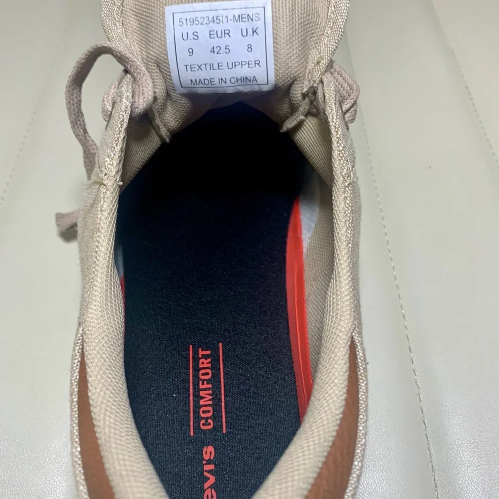 Levi's KHAKI/TAN Men's Ethan Chambray‎ Sneakers, US Size 9